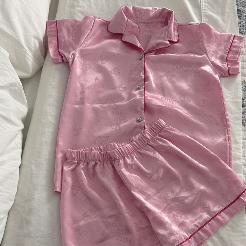 Juicy Couture Girls Pajama Shorts Set Size 7/8 Pink Satin Butterfly Button Down